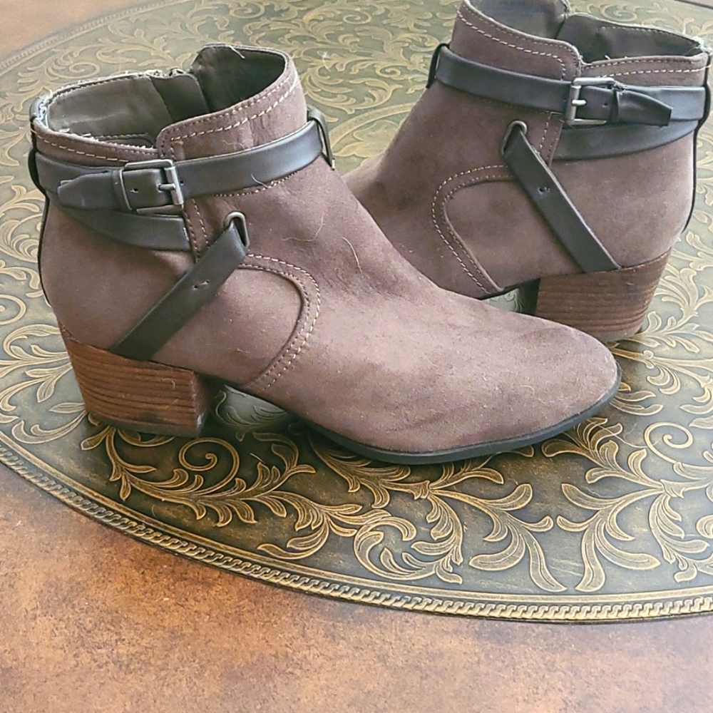 UNISA taupe faux suede ankle boots